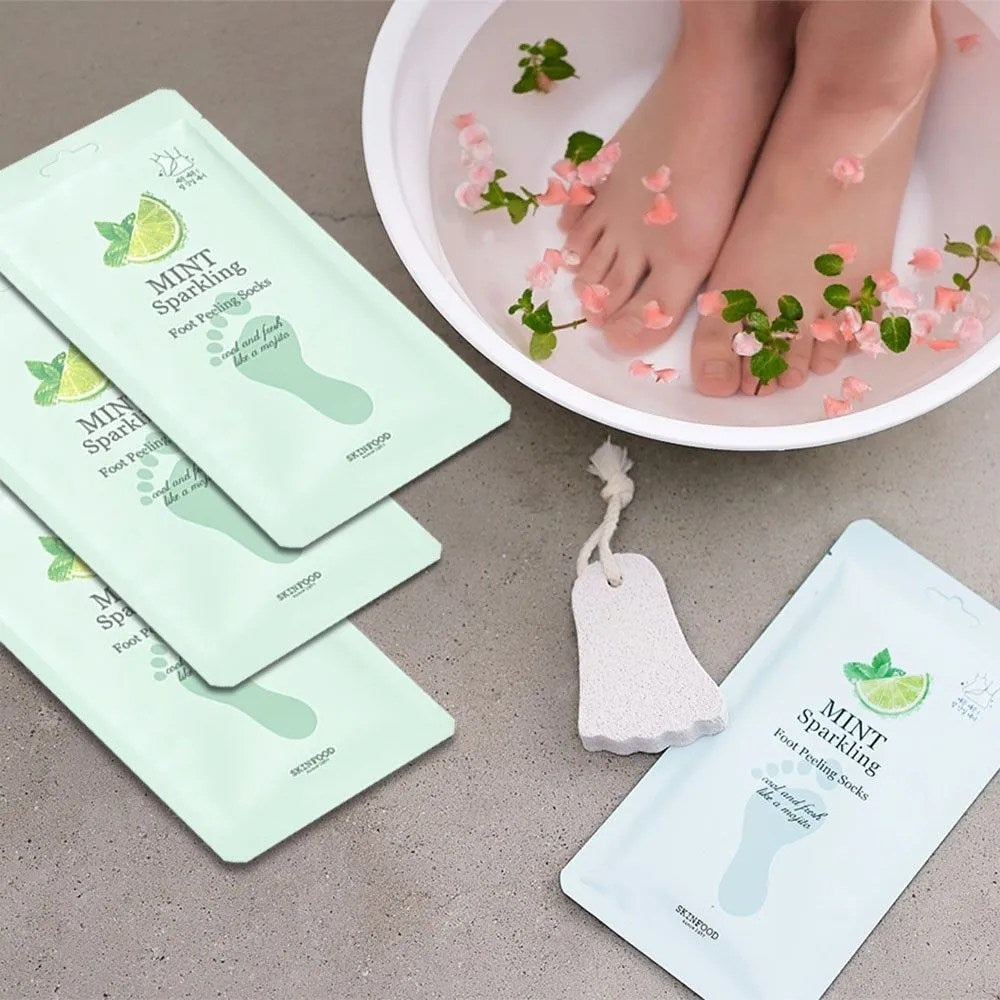 Skinfood Mint Sparkling Foot Peeling Socks