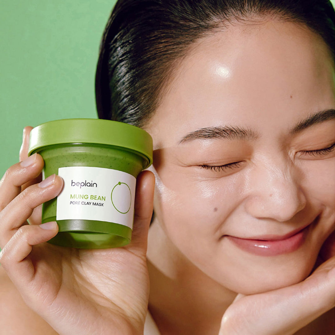 beplain Mung Bean Pore Clay Mask in use
